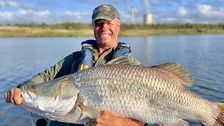 S27 E3: Escape Fishing with ET