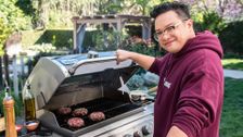 S2 E1: Apocalypse Burgers