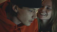 S2 E1: Threesome