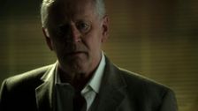 S7 E15: Law of Gravity
