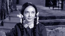 S2 E2: Morticia's Romance