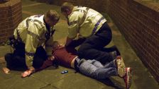 S8 E3: 999: What's Your Emergency?