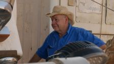 S1 E4: Aussie Road Train Truckers