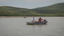 S27 E2: Escape Fishing with ET