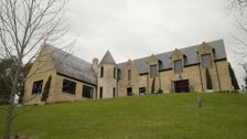 S4 E2: Unique Homes