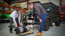 S2022 E6: Land Rover Defender