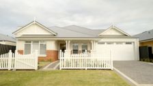 S3 E13: Homely Havens