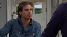 S39 E207: The Bold and the Beautiful