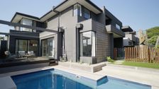 S3 E8: Find My Beach House Australia