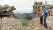 S9 E13: The Great Australian Doorstep