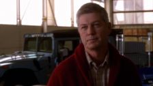 S10 E8: There Goes the Neighborhood