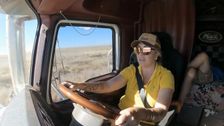 S11 E2: Outback Truckers