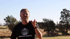 S10 E2: The Great Australian Doorstep