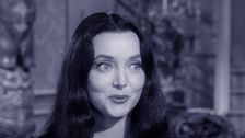 S2 E9: Morticia, the Sculptress