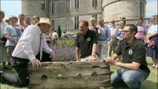 S34 E18: Lulworth Castle 2