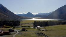 S3 E1: Lap of Luxury: Escapes Down Under
