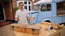 S2 E9: Car Boot Fake or Fortune?