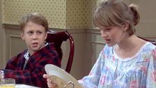 S1 E14: The Family Plumbing