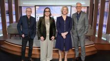 S22 E29: The Insiders