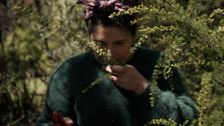 S1 E5: A Girl's Guide to Hunting, Fishing and Wild Cooking