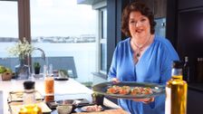 S1 E1: Paula McIntyre's Hamely Kitchen