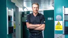 S3 E14: 999: What's Your Emergency?
